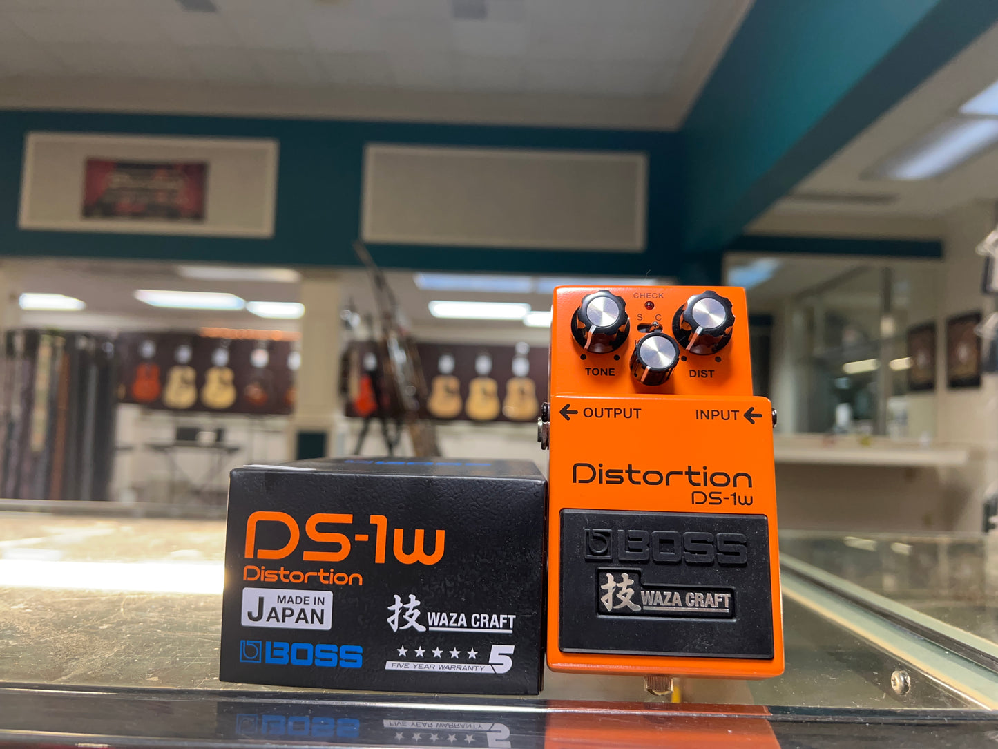 Boss DS-1W Waza Craft