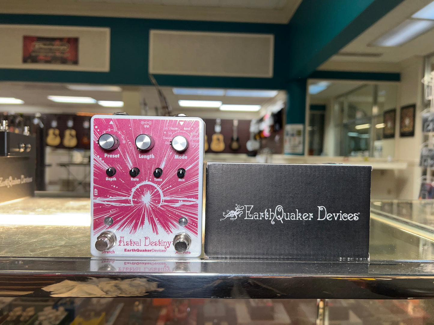 EarthQuaker Devices Astral Destiny Octal Octave Reverberation Odyssey