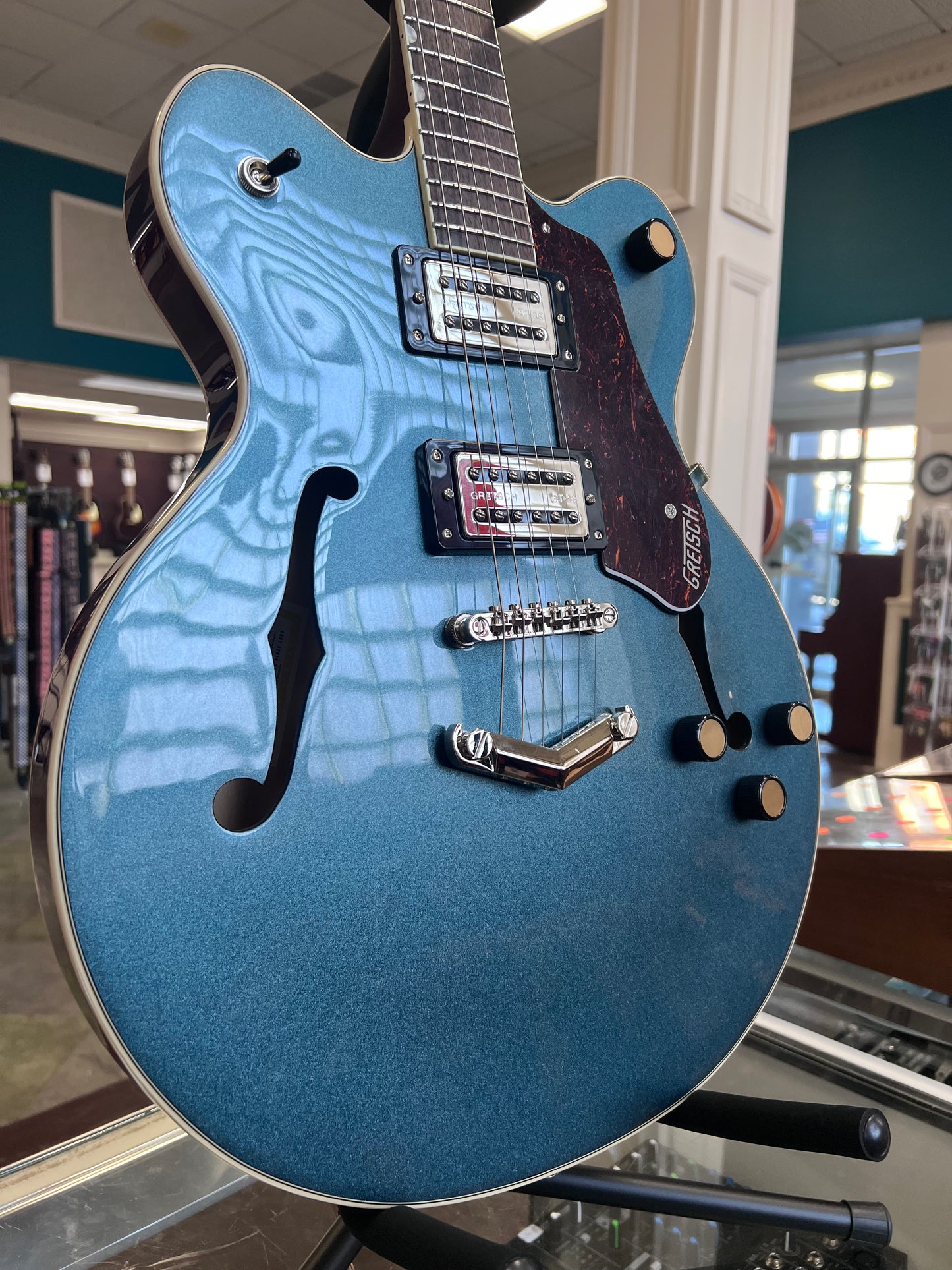Gretsch G2622 Streamliner Center Block Gunmetal V-Stoptail